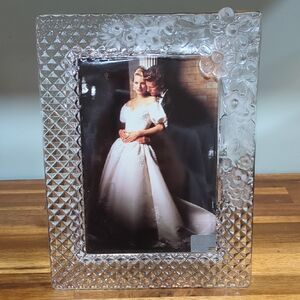 Vintage Mikasa Woodrose Crystal Picture Frame With Diamond Pattern. 5x7